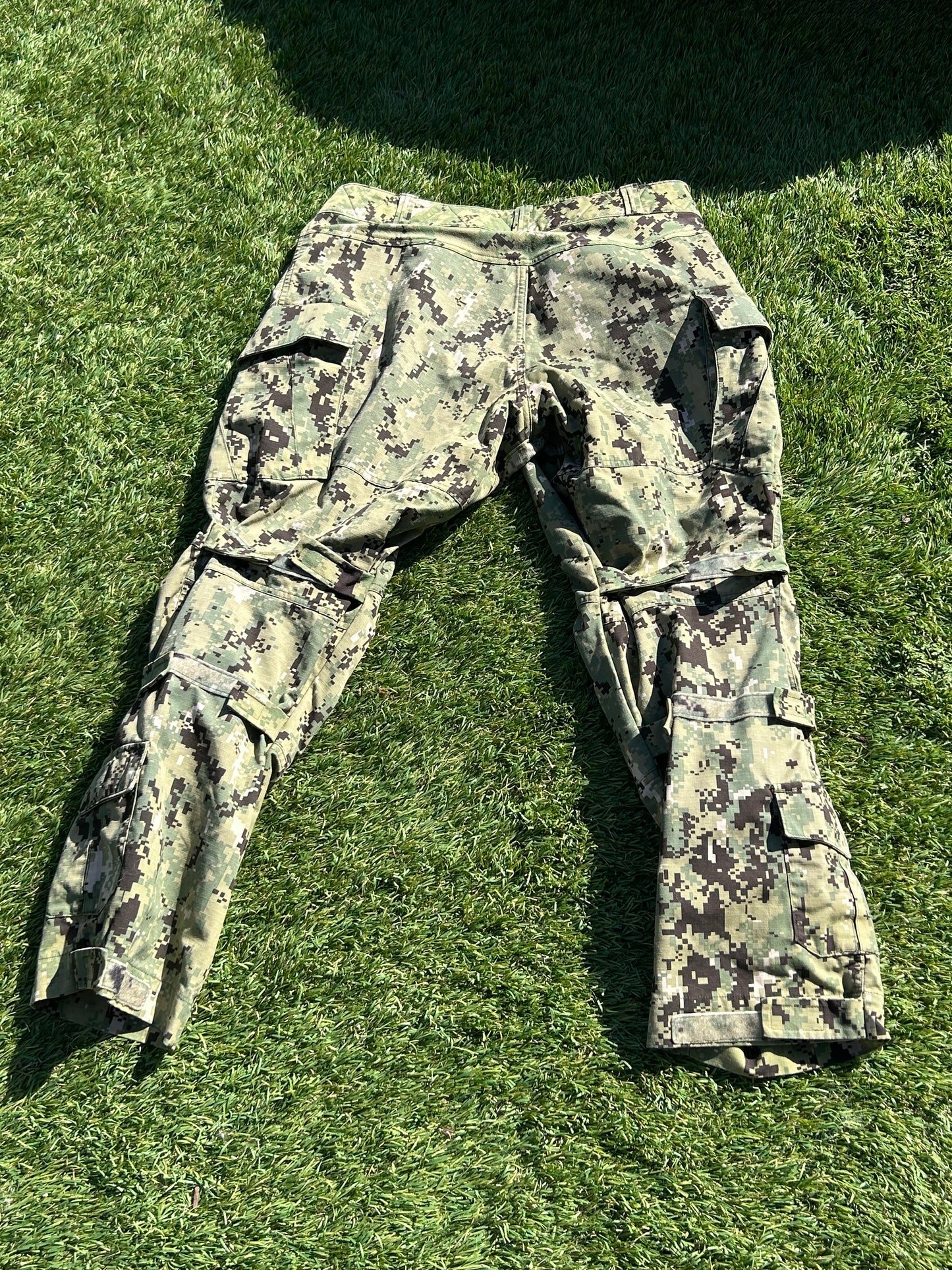 *USED* Patagonia L9 Combat Pant AOR2