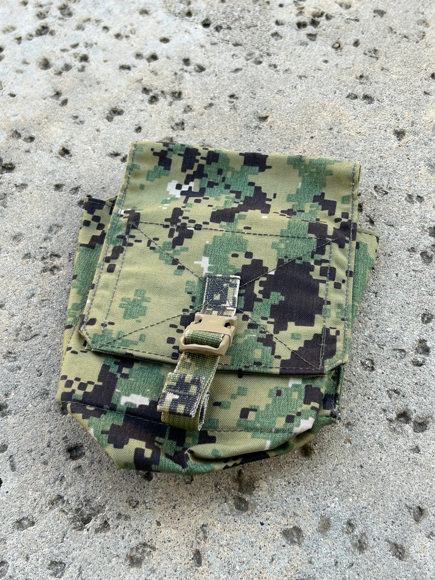 *USED* Eagle Industries M60 Ammo Pouch AOR2