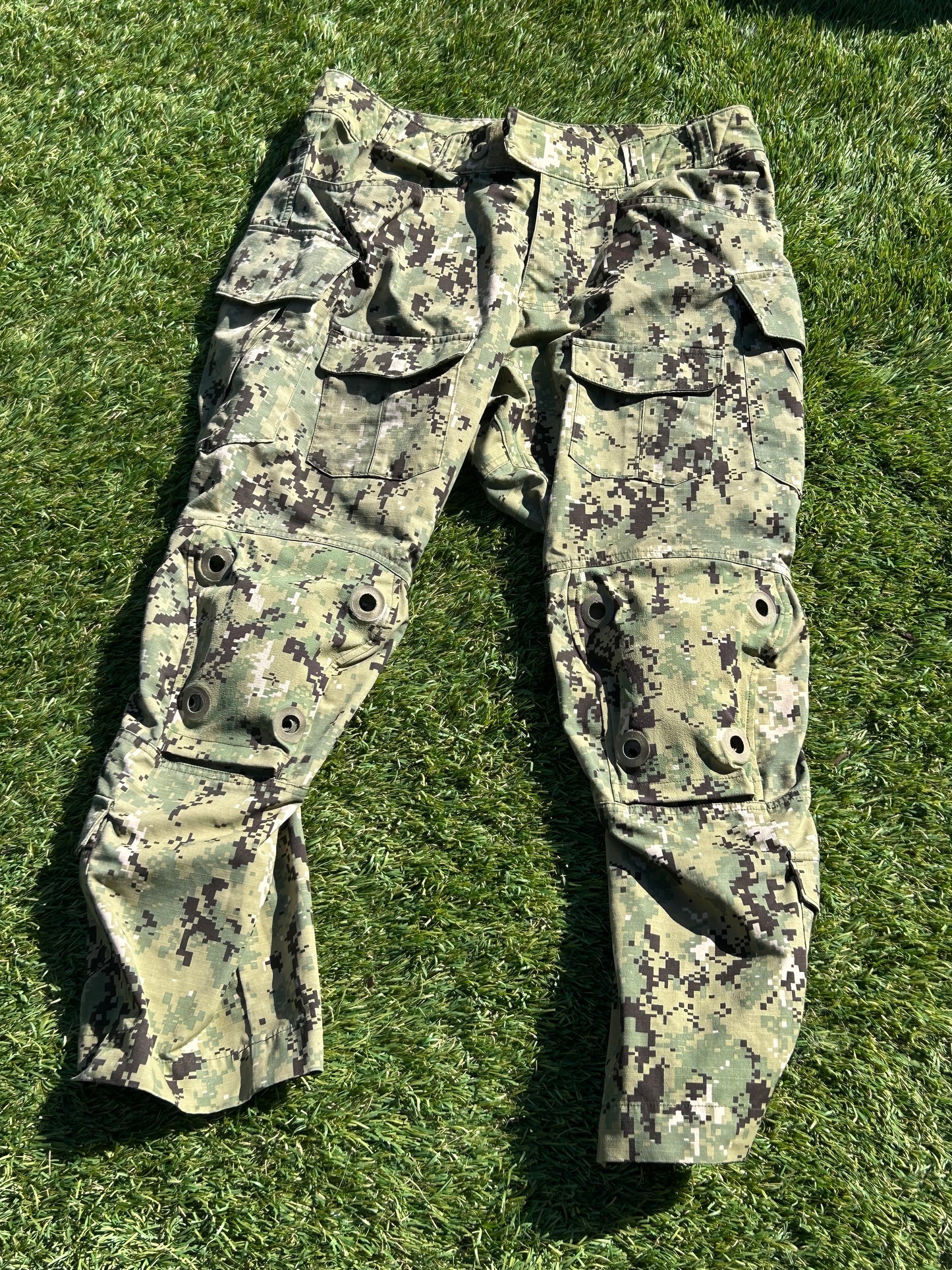 *USED* Patagonia L9 Combat Pant AOR2