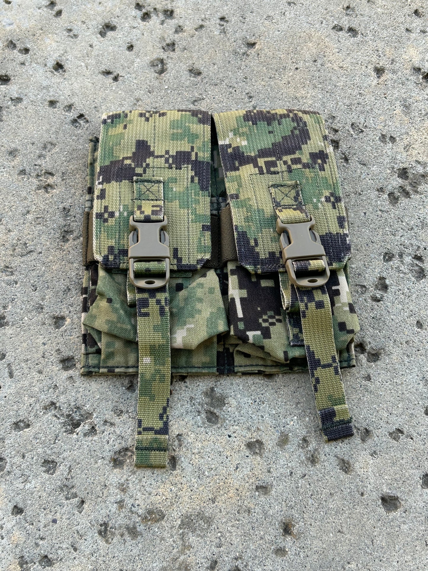 *USED* Eagle Industries Double M4 Mag Pouch AOR2