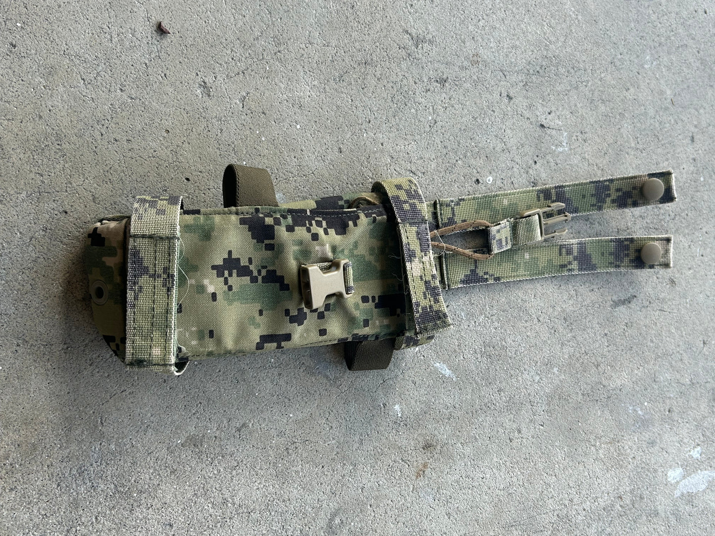 *USED* Eagle industries Mbitr Radio Pouch AOR2