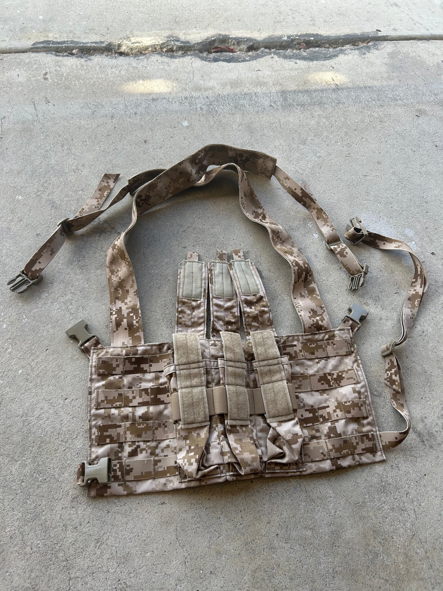 *USED* Eagle Industries Purpose Built Chest Rig AOR1